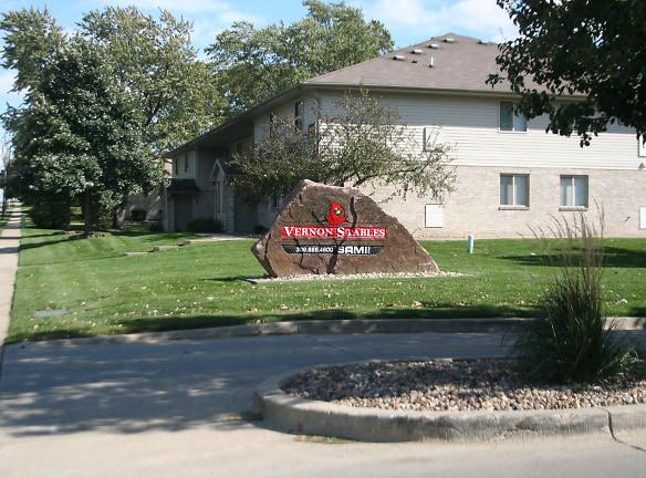 319 E Vernon Ave unit 09-A - Normal, IL 61761 - Home For Rent