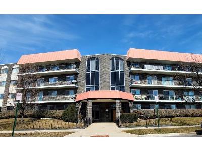Foster St Apt 113 for Sale