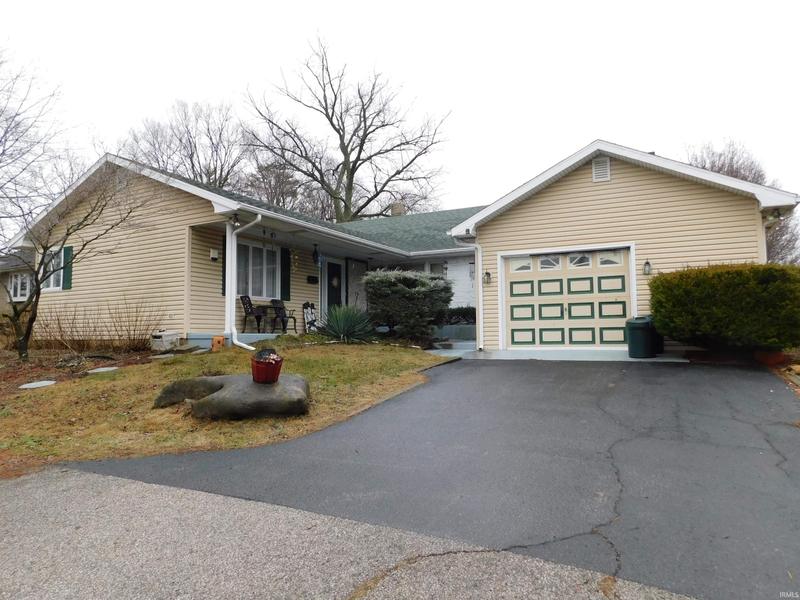 800 South Jackson Street, Salem, IN 47167