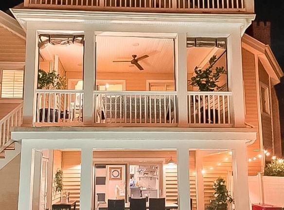 12 Captains Ct - Manasquan, NJ 08736 - Home For Rent