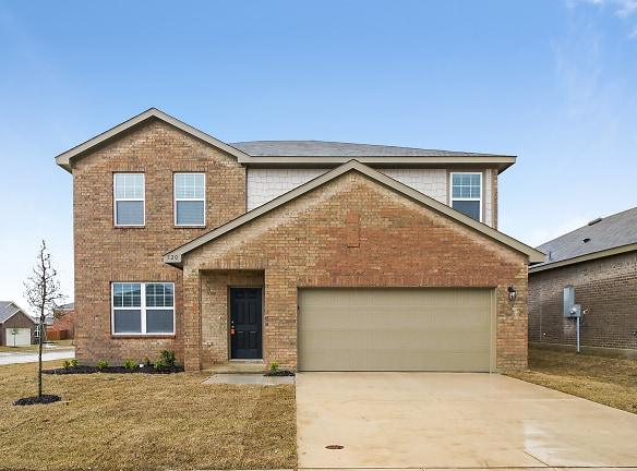 520 Horn St - Crowley, TX 76036 - Home For Rent