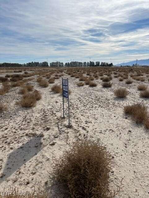 1260 S Hualapai Avenue, Pahrump, NV 89048  614889945 for Sale