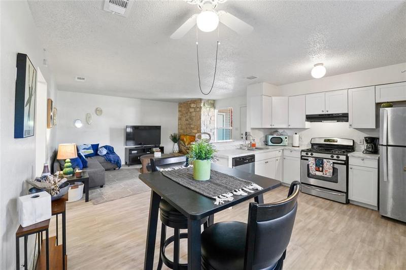 823 Taulbee Ln A, Austin, TX 78757 for Rent