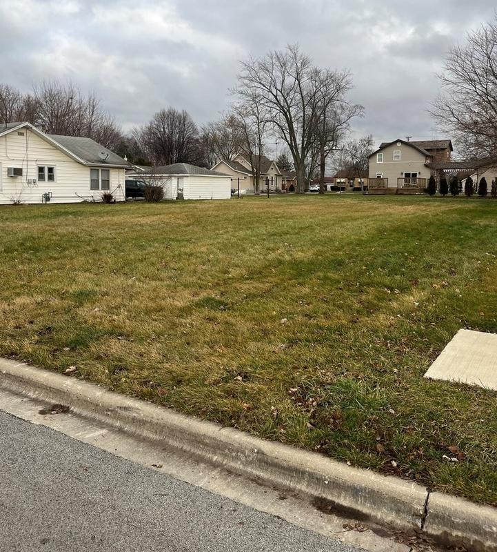 1416 Lawrence Ave, Joliet, IL 60435 - MLS 11951528 for Sale