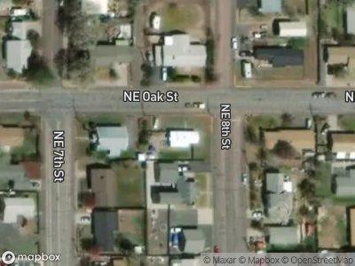 NE Oak St for Sale