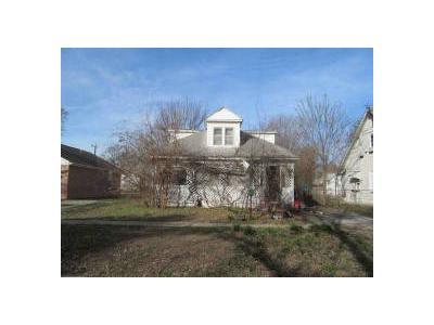N Creek St for Sale