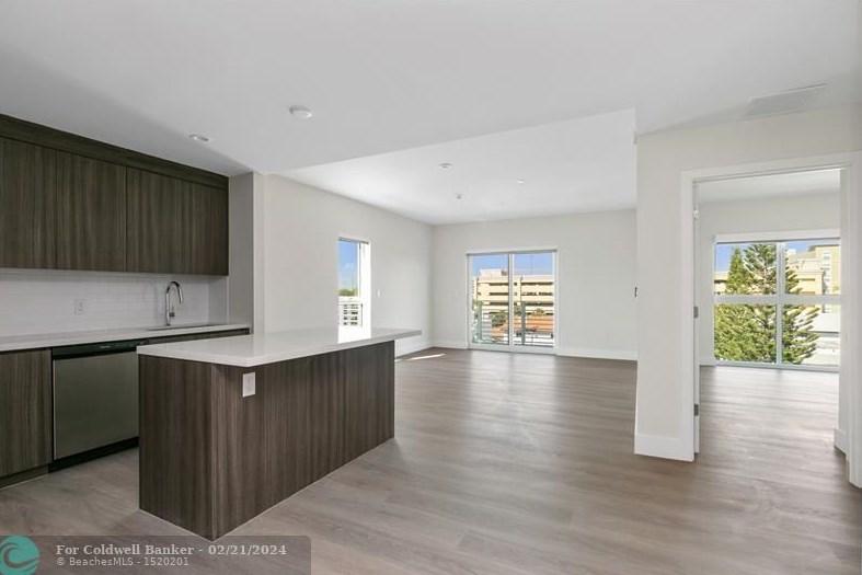 1938 Jackson St #402, Hollywood, FL 33020 - MLS F10422713 for Rent