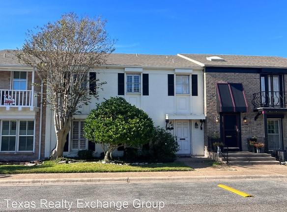 16 Rock Creek Dr unit 16 - Corpus Christi, TX 78412 - Home For Rent