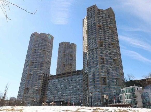 7000 JFK Blvd E #44H - West New York, NJ 07093 - Home For Rent