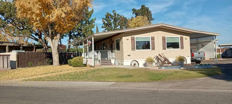 2400 W Midvalley Avenue, Visalia, CA 93277  613080476 for Sale