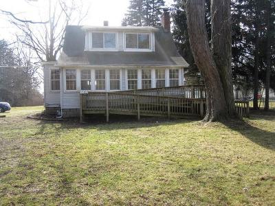 E Hurd Rd for Sale