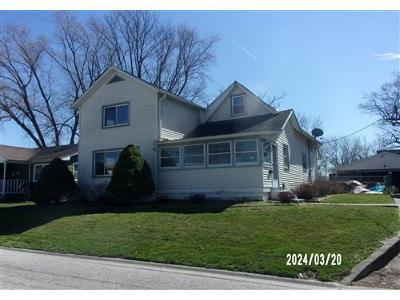 E Cherry St for Sale