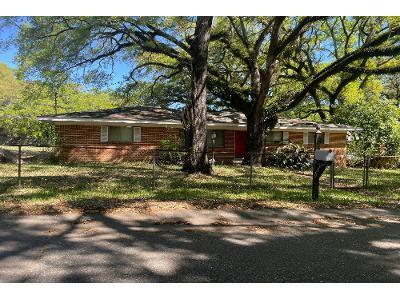 Hawthorne Dr for Sale