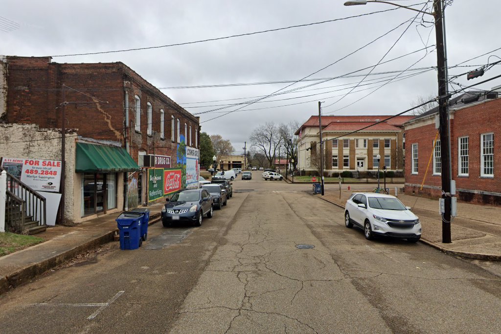 Pontotoc Circuit Court