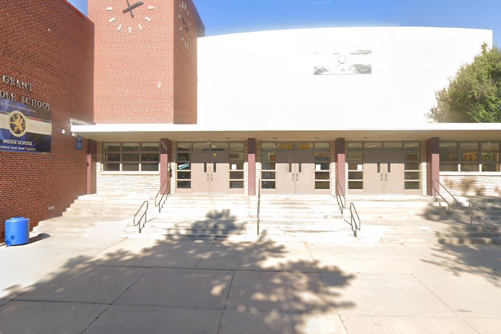 Grant Beacon Middle School