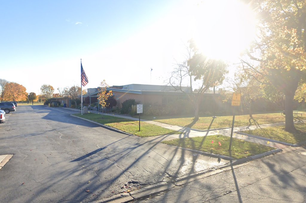 Oak Lawn Montessori School