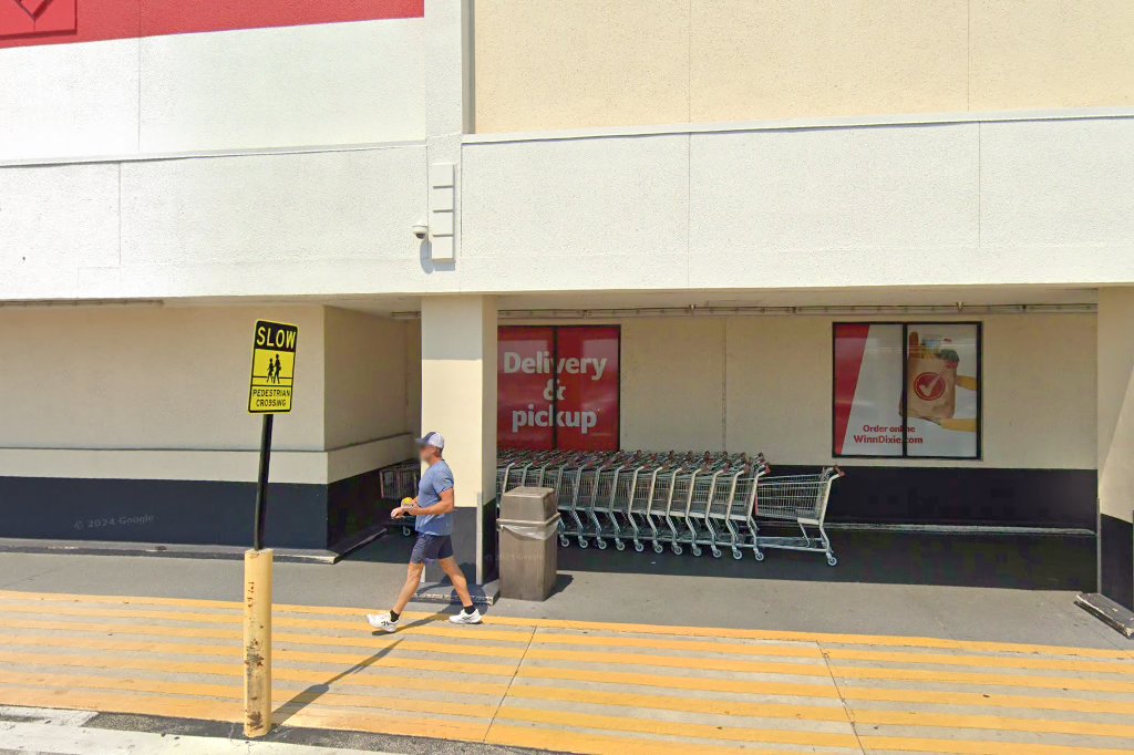 Sweetbay Supermarket Pharmacy