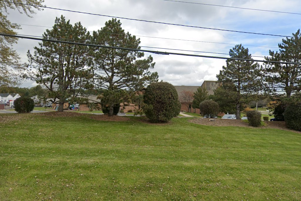 The Grove Montessori School