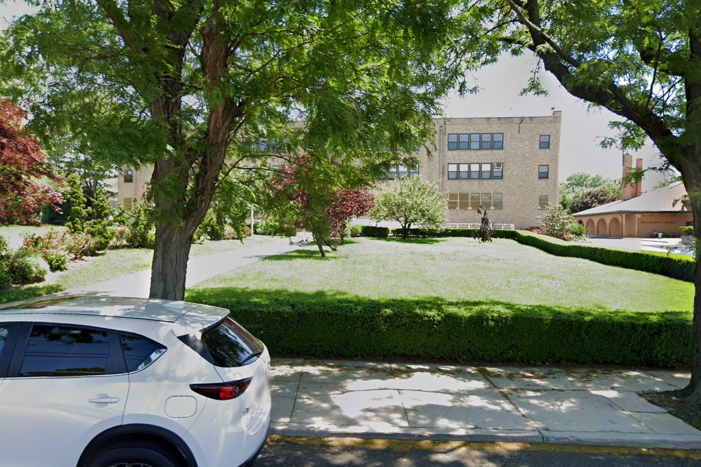 Holy Trinity School