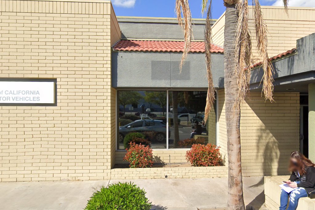 Bakersfield SW DMV Office
