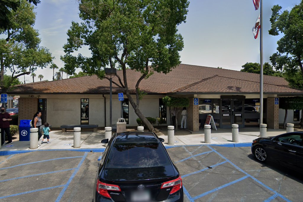 Pomona DMV Office