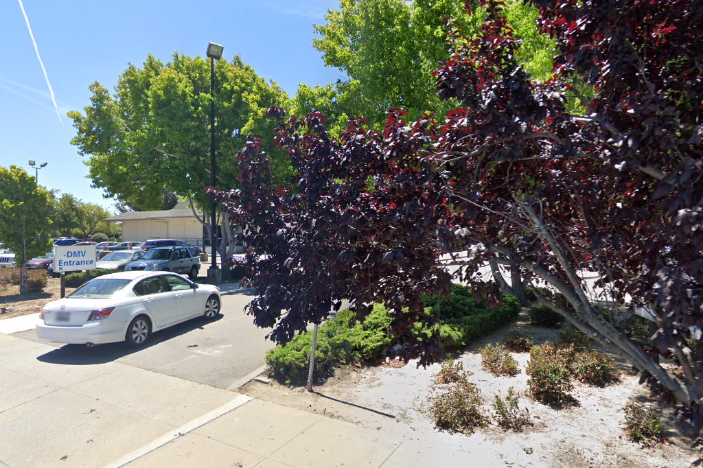 Salinas DMV Office