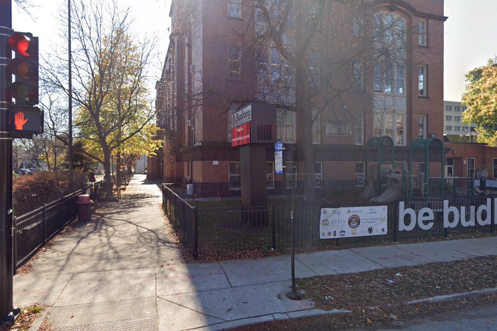 Budlong Elementary School