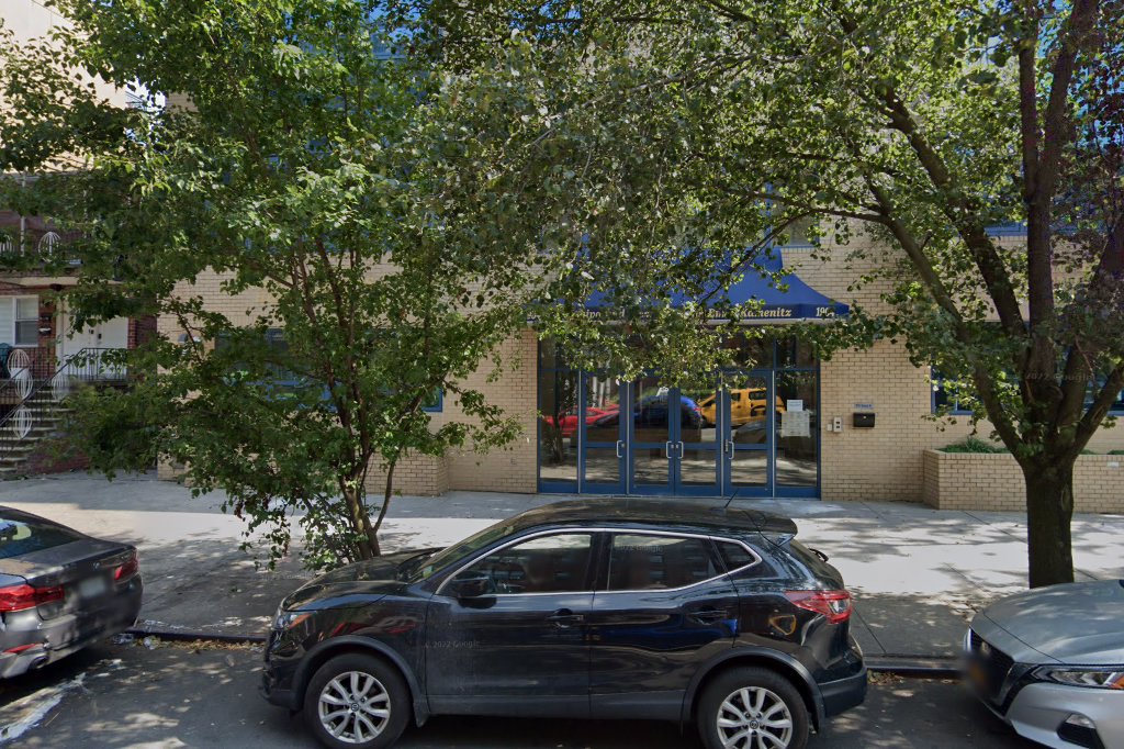 Yeshiva Toras Emes Kaminetz Elementary School
