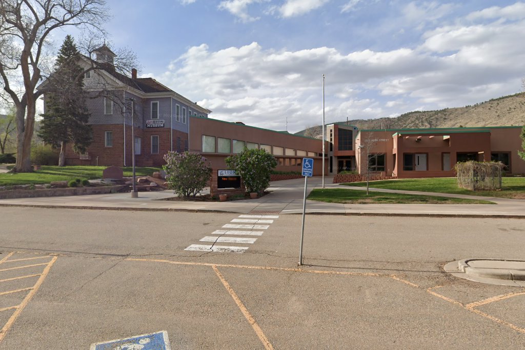 Lyons Elementary School