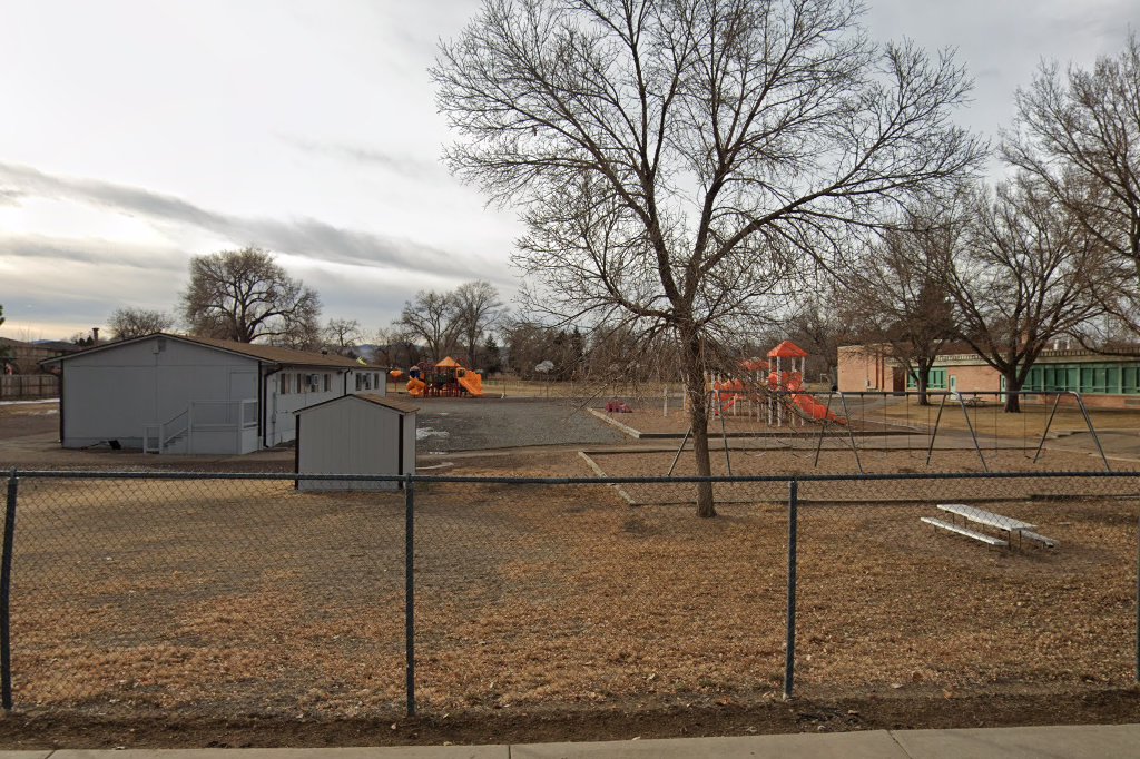 Molholm Elementary School
