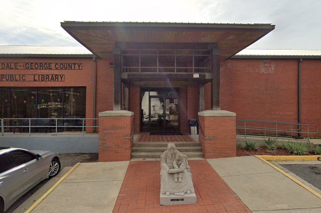 Lucedale-George County Library