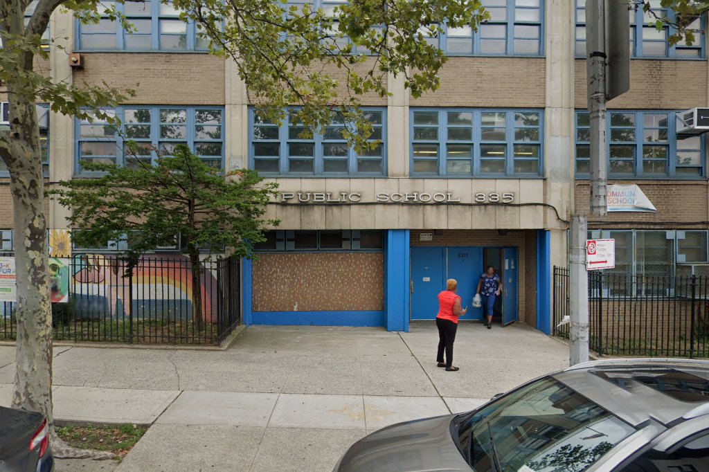MS 584 School