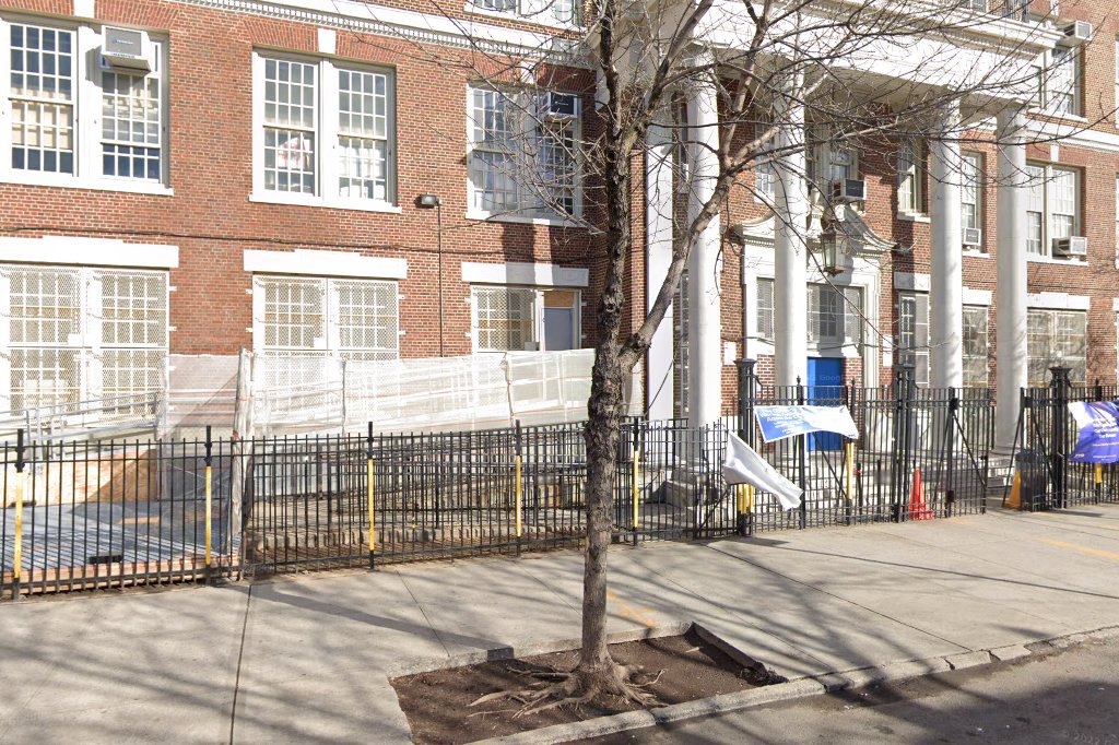 PS 196 Grand Central Parkway School