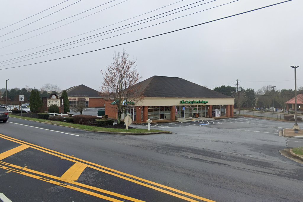 Crabapple Animal Hospital