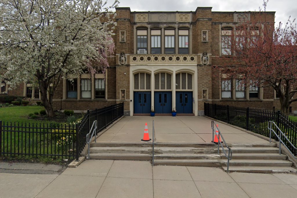 School 22 Lincoln School