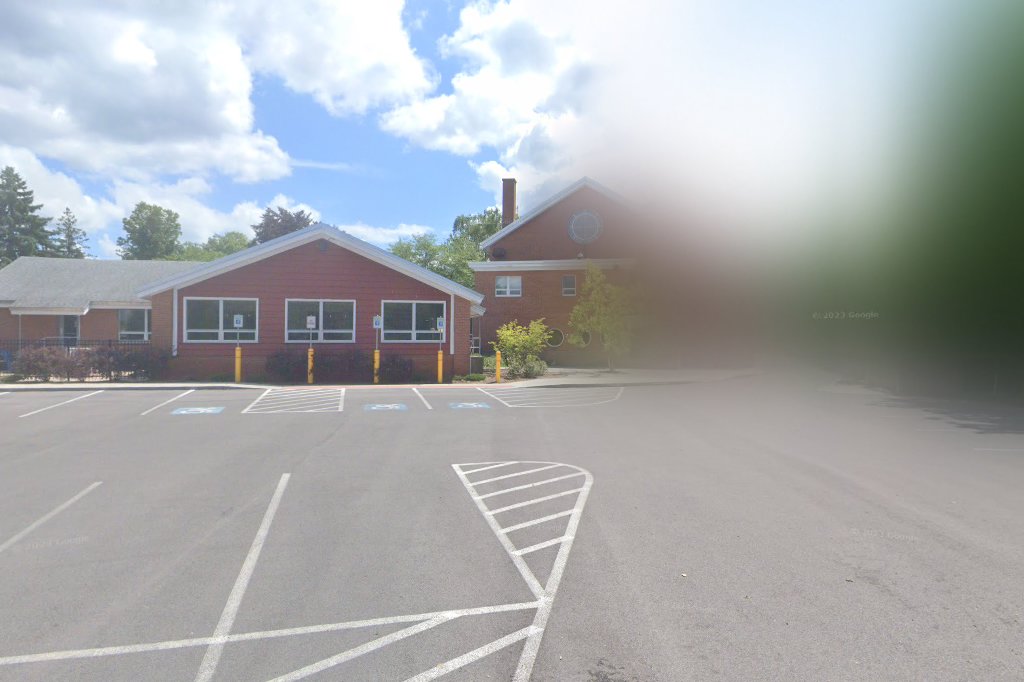 Montessori Discovery School