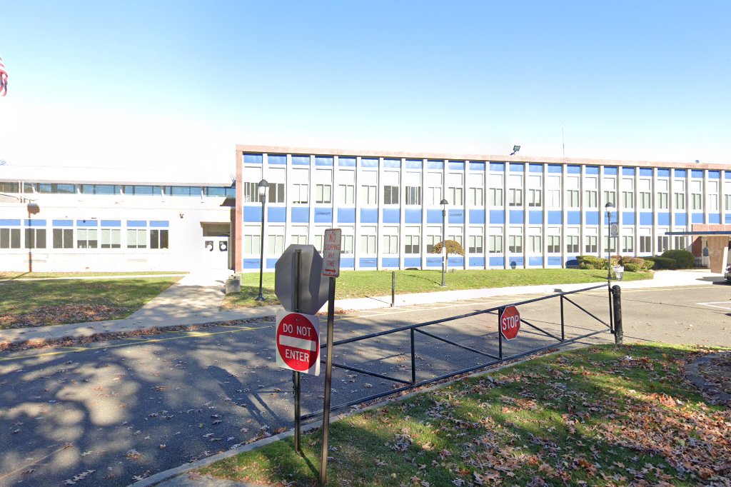 George W Hewlett High School