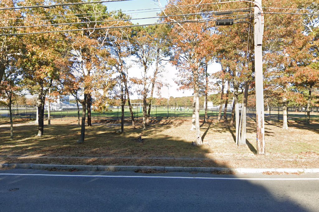 Dennis-Yarmouth Regional High School