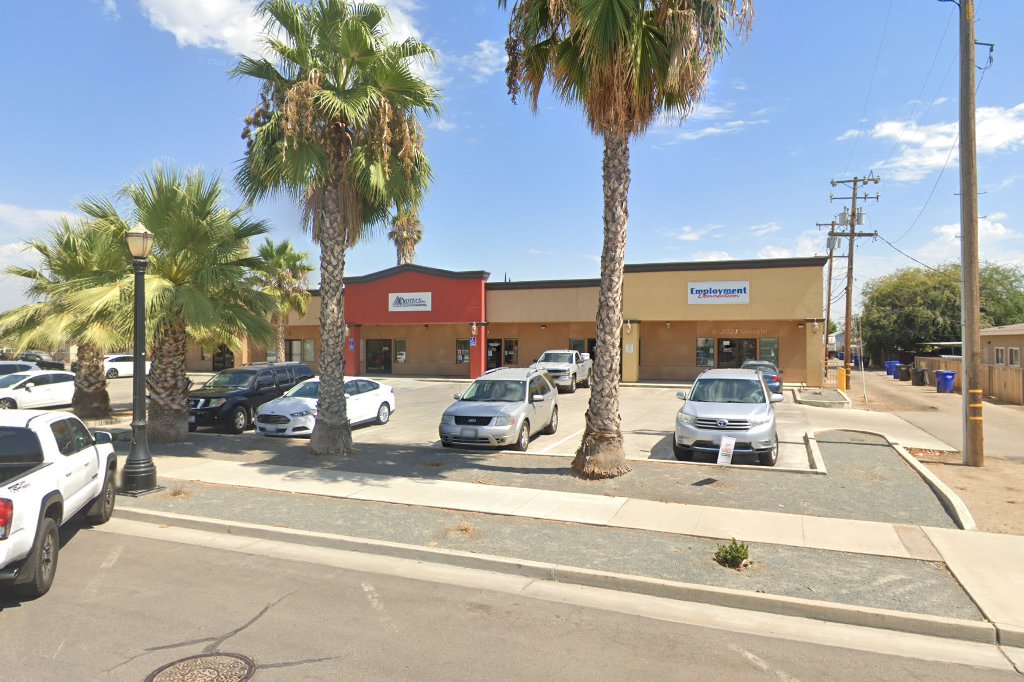 Dinuba Employment Department