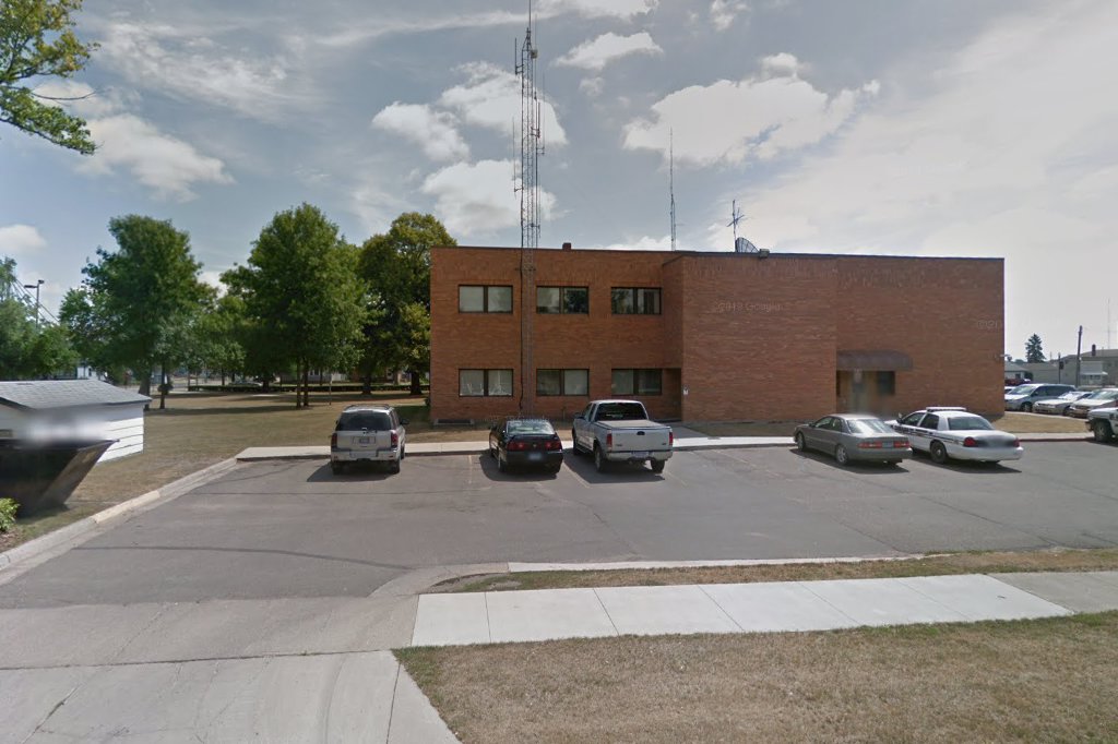 Mahnomen DVS Office