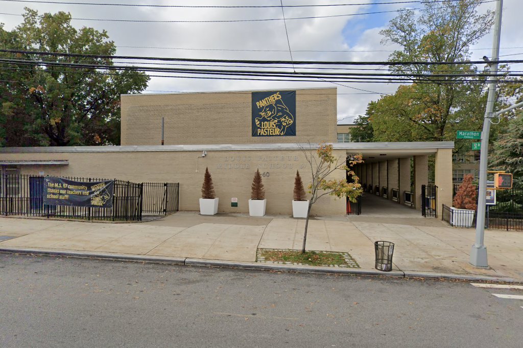 Louis Pasteur Middle School 67