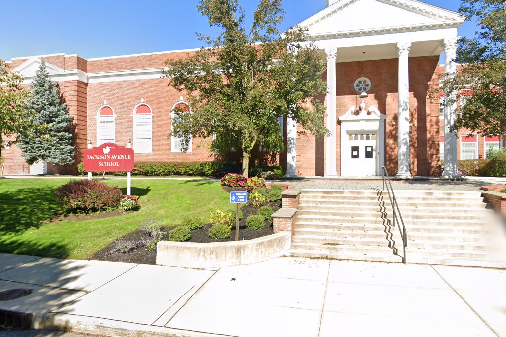 Jackson Avenue School