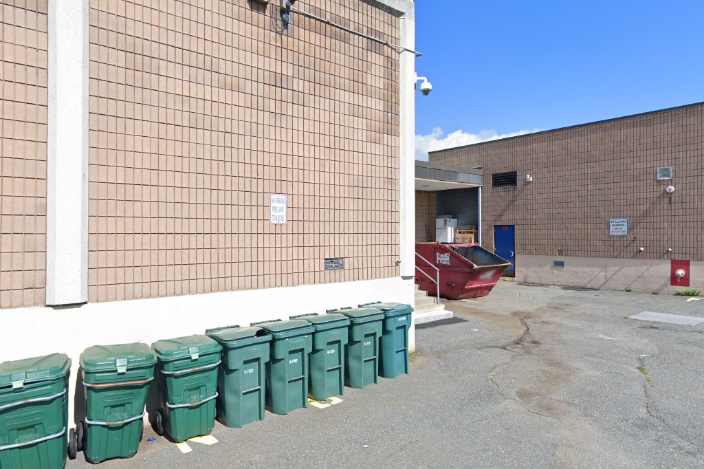 Beachmont Veterans Memorial School