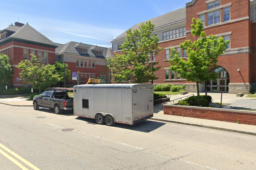 Quinsigamond School
