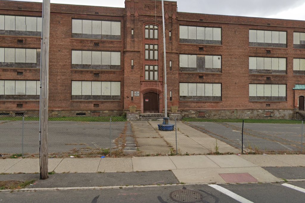 Elias Brookings Magnet School