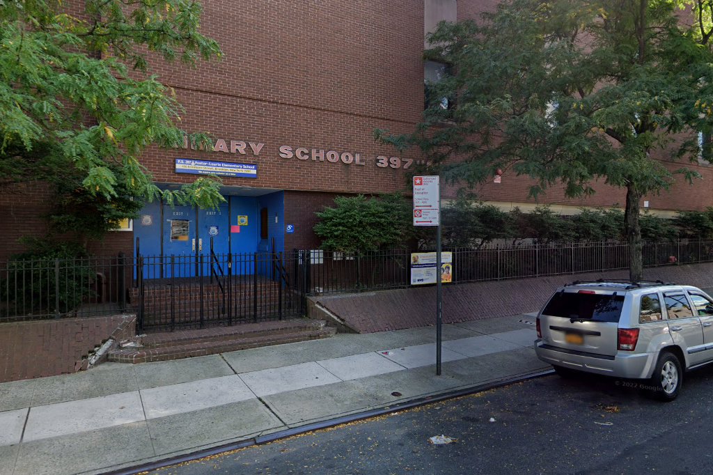 PS 397 Foster Laurie School