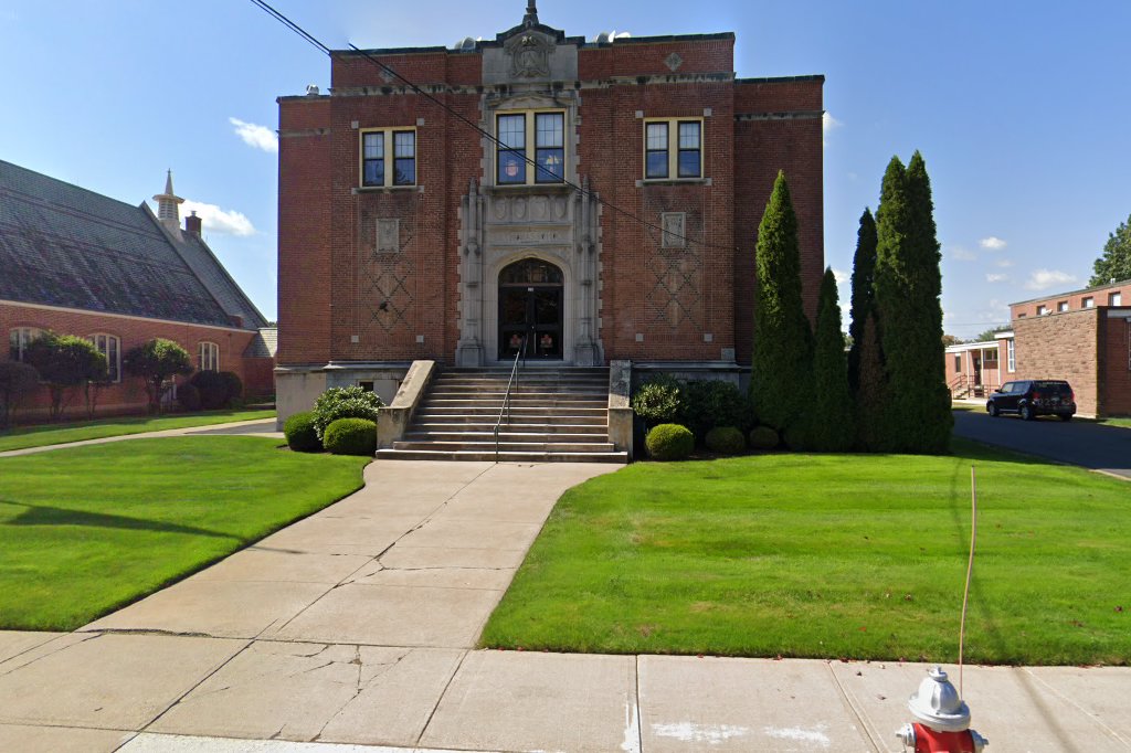 St Thomas School