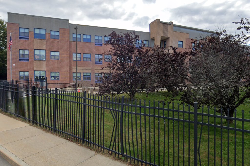 Thomas R Plympton Elementary School