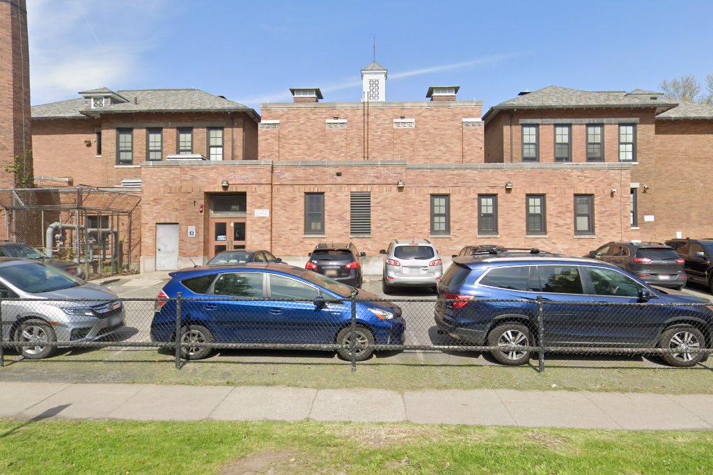 School 23 Francis Parker