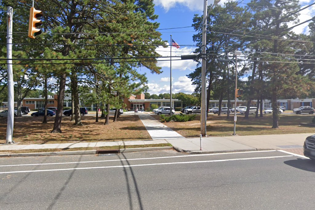 Hiawatha School